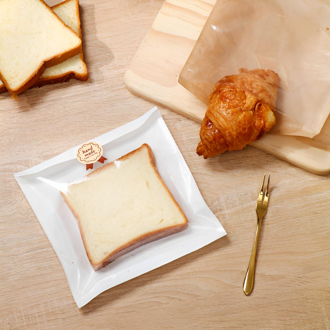 100Pcs Kraft Paper Sandwich Bags，Reusable Food Lunch Bags，Food Pouches with Clear Window and Sealing Sticker，Candy Cookies Snacks Baking Packaging (white, 20 * 19)
