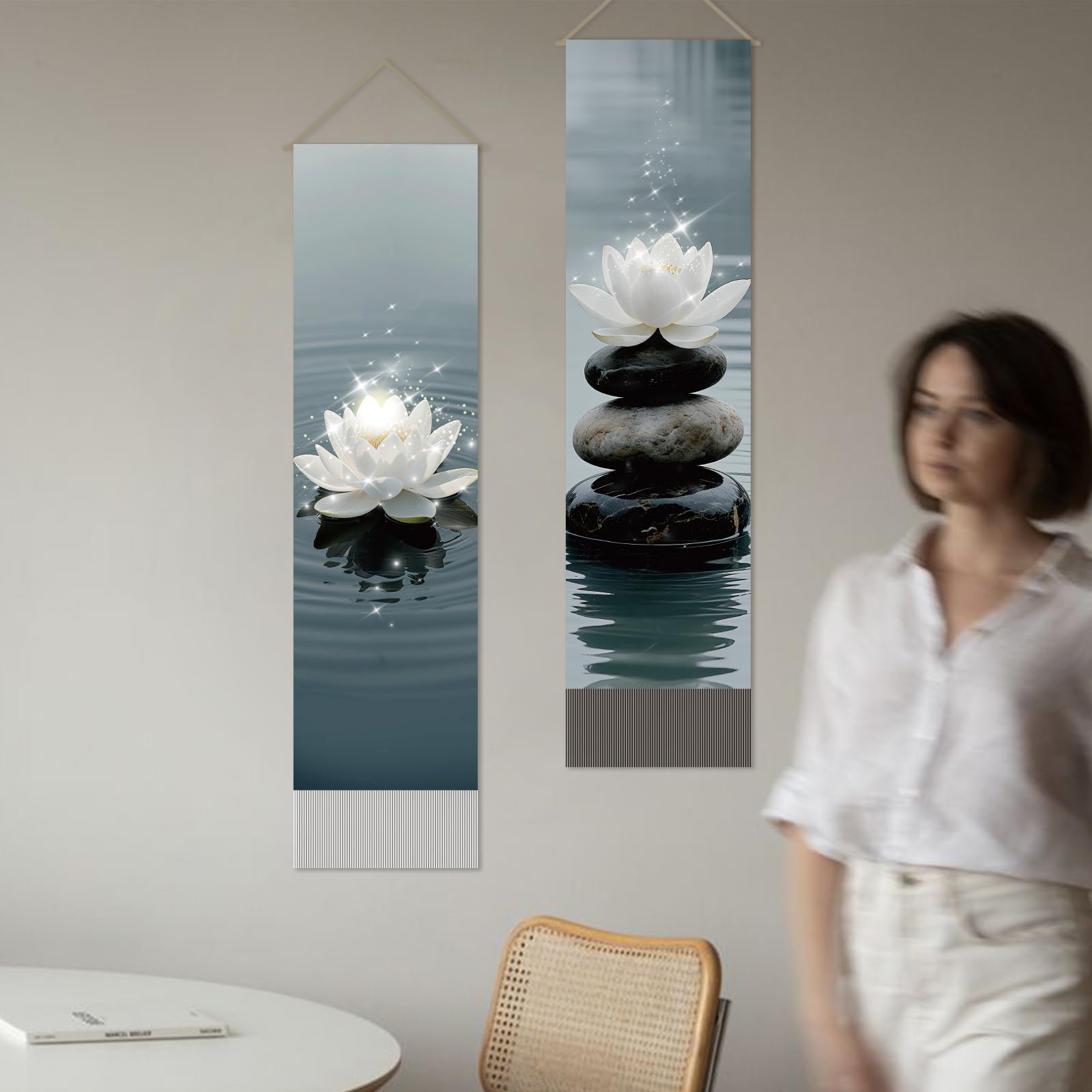 SUPERDANT 2 pz. Arazzo Da Parete Spirituale con Motivo A Loto Glitterato Arazzi Murali con Motivo A Loto per Meditazione Coperta arazzo Lungo Decorazione per casa Soggiorno Appartamento Hotel 130x33cm