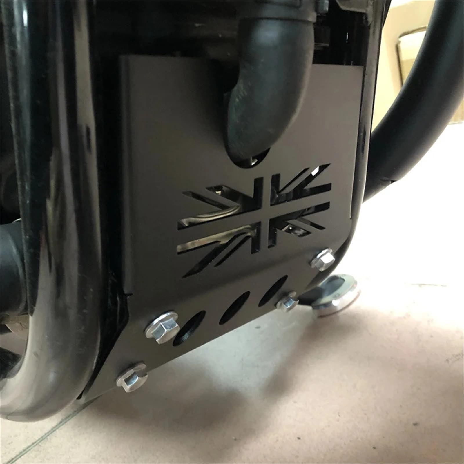 Telaio del corpo Kit Accessori per motociclette adatti per Triumph Bonneville Bobber Motore modificato Telaio protettivo