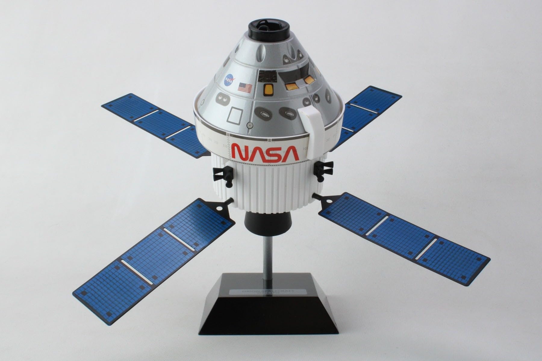 Amazon.co.jp: スペースアドベンチャーオリオンサテライト 1/48 : ホビー