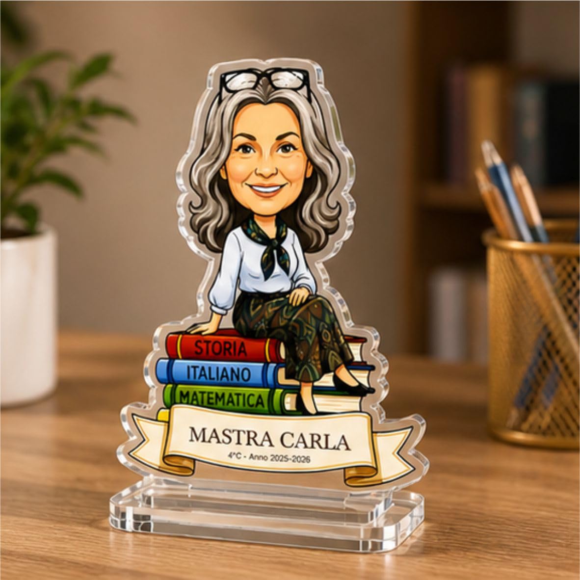 FERDINANDO FAMA' FAMÀ - Statuina Personalizzata 25 cm con Base in MDF - Caricatura Sagomata (Maestra 2)