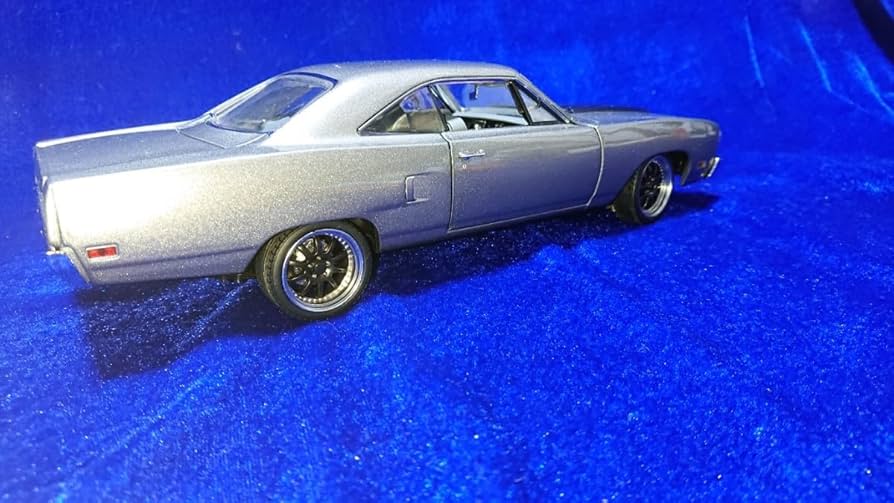 Amazon.co.jp: 1/18 GMP Plymouth Road Runner 1970 The HAMMER