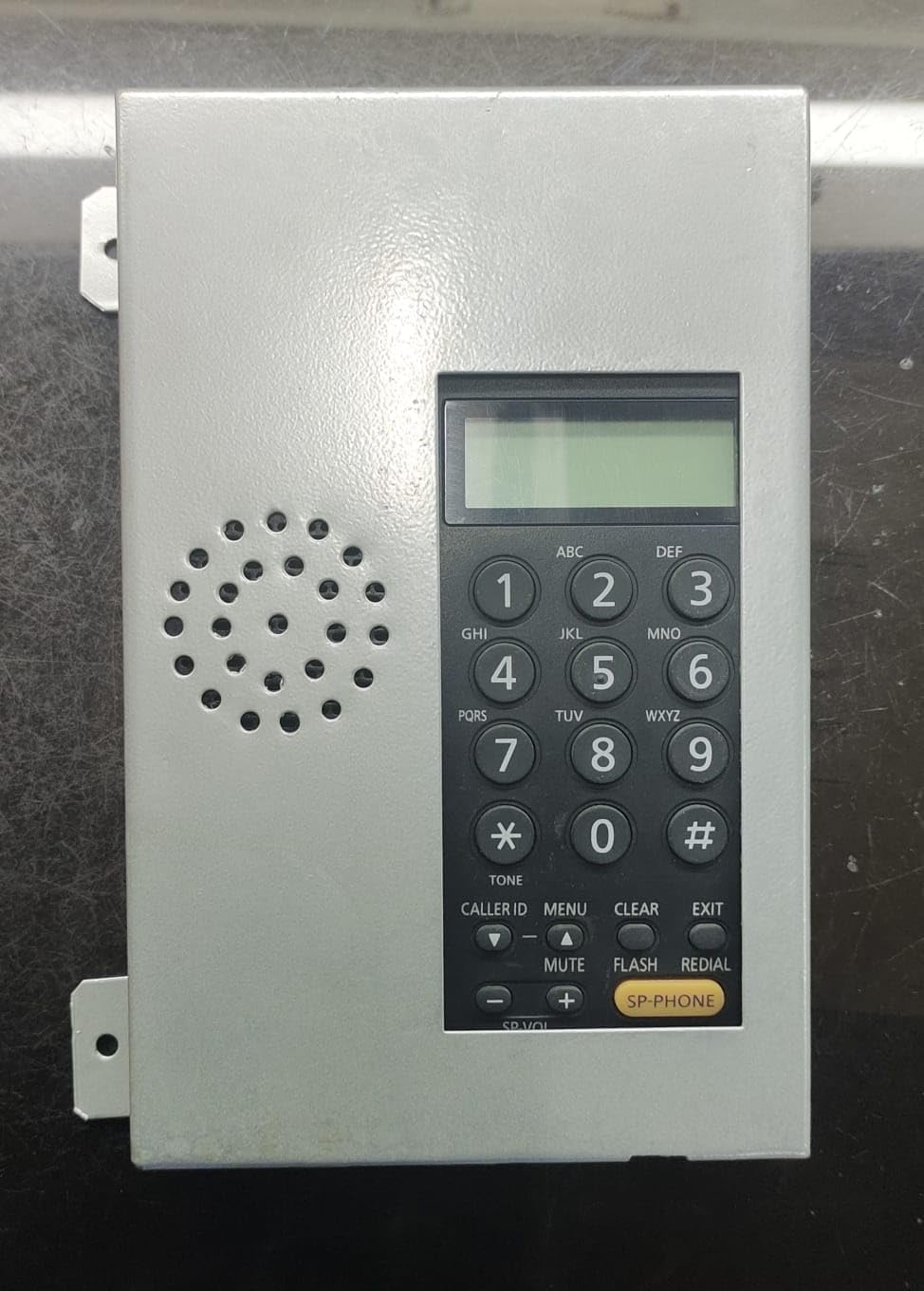 Dee Vee Lift Phone Silver Black with Enhance Sound Quality and Wall mountable 1