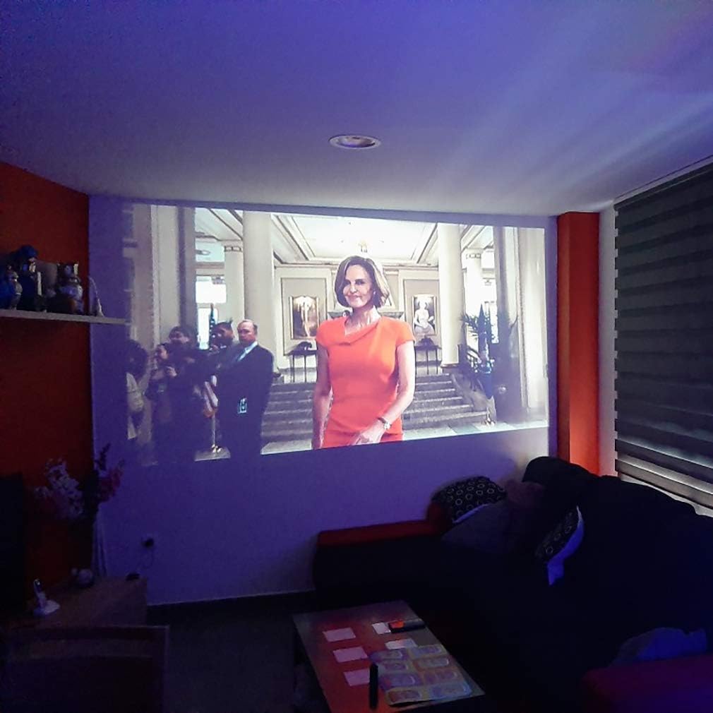 Popular Projector, Mini Projector WiFi Android Home Media Video Player with Hi-Fi Speakers(Android Version)