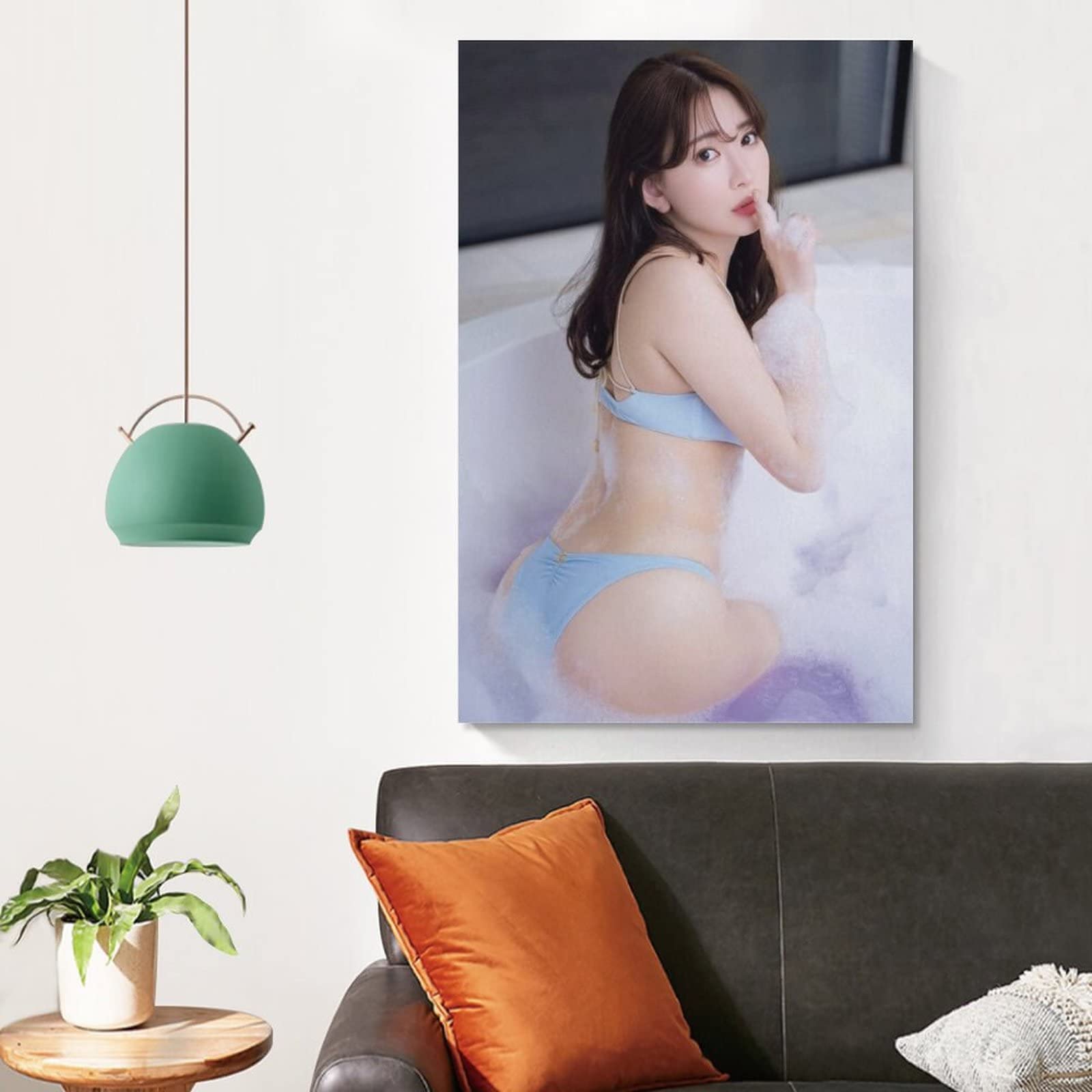 Amazon.co.jp: 小嶋陽菜女優セクシー女神巨乳美尻水着ビキニ写真