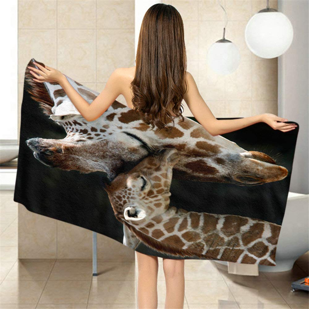 Moslion Soft Bath Towels Loving Mother Giraffe and Baby Giraffe Comfy Bathing/Beach/Camping Towel for Women Men Girls Boys Large Size 64x32 Inches