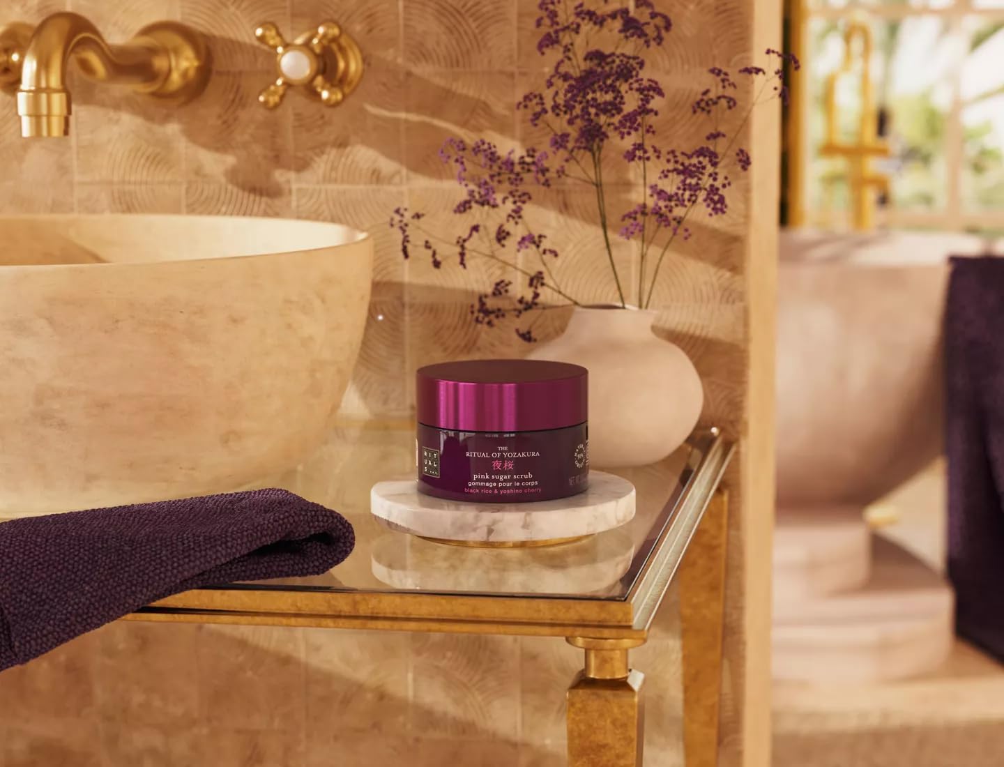RITUALS The Ritual of Yozakura Pink Sugar Scrub, mit Schwarzem Reisextrakt & Yoshino-Kirsche, 250 g