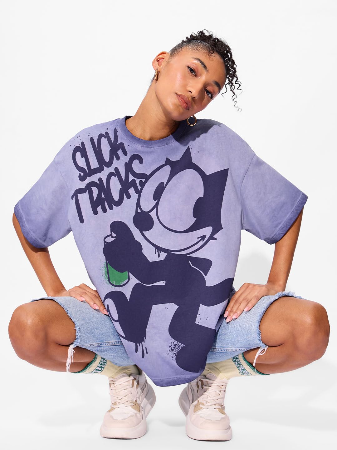 The Souled Store Felix The Cat: Slick Tricks - Camiseta de algodón con estampado gráfico de color púrpura para mujeres y niñas