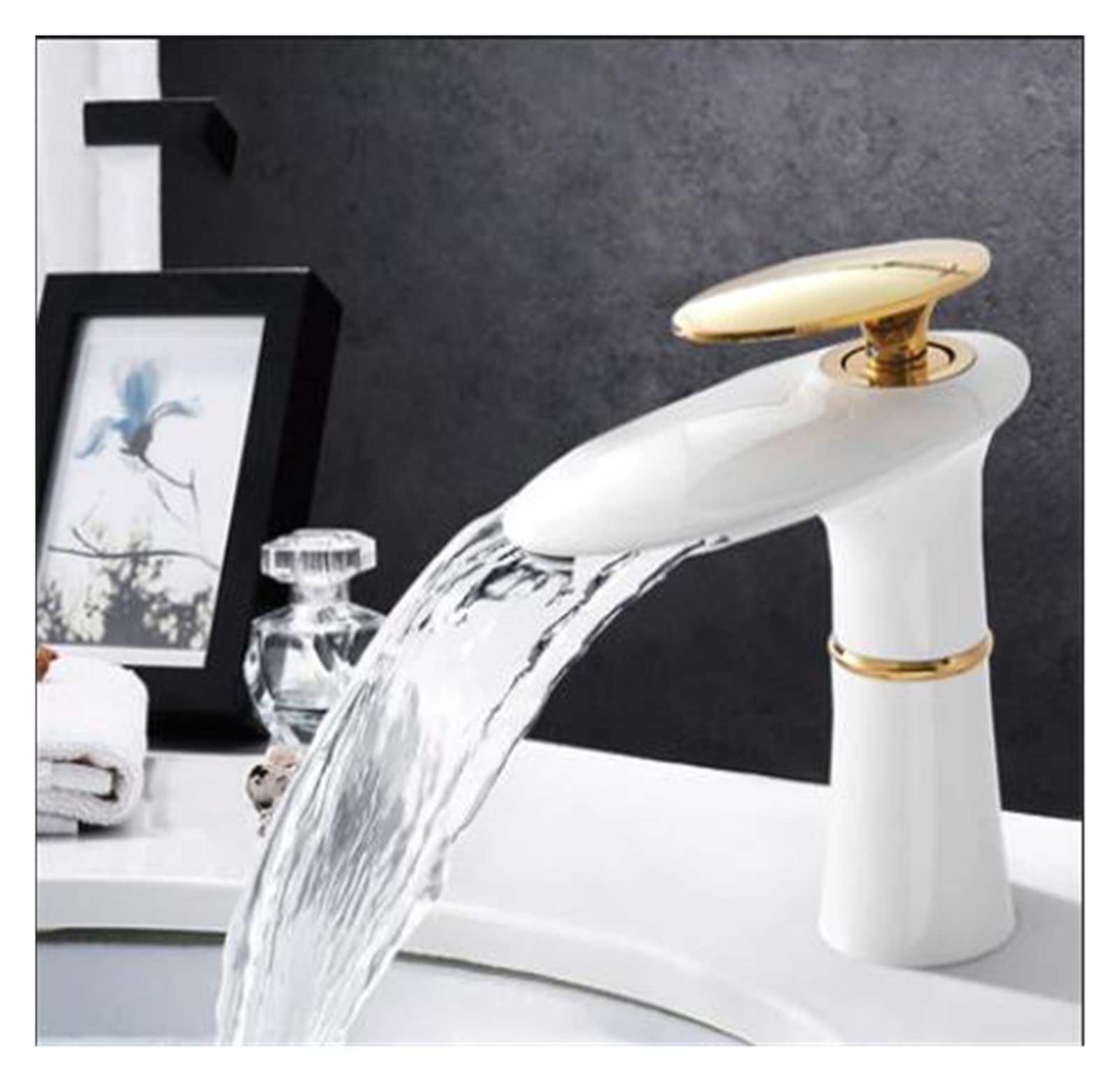Mitigeur en laiton cascade à commande unique robinet de lavabo chaud et froid