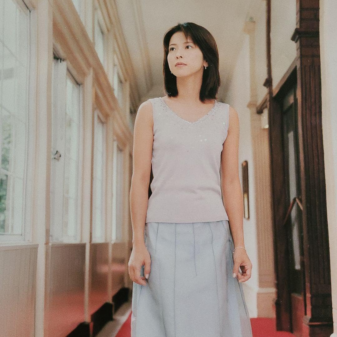 Amazon.co.jp: 森高千里、日本生命ニッセイカレンダー2000 : 文房具