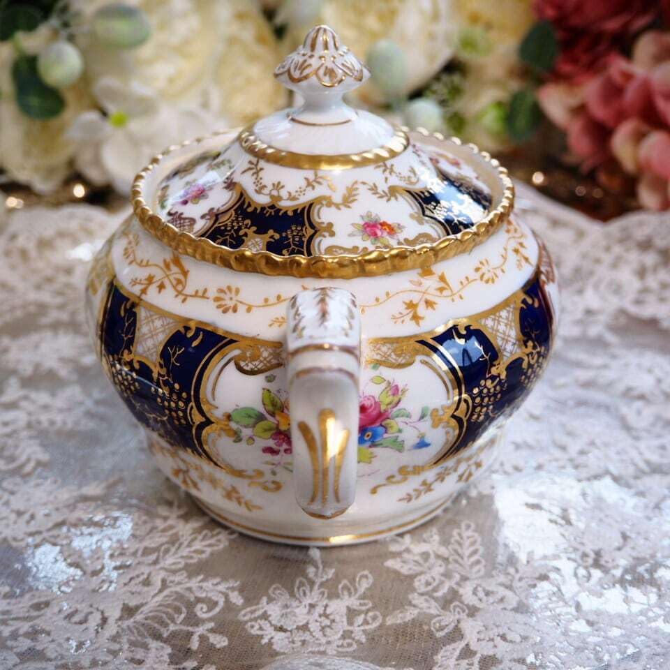 ノリタケイナギュレーション ティーポット&クリーマー&シュガーポット3