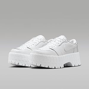 Amazon.com | Air Jordan 1 Brooklyn Low Women's Shoes (HF3184-100