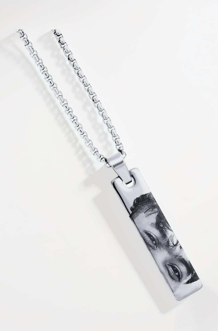 Personalized Photo Necklace – Perfect for Creating a Unique and Thoughtful - A Stunning Piece of Customizable Jewelry for Men & Women