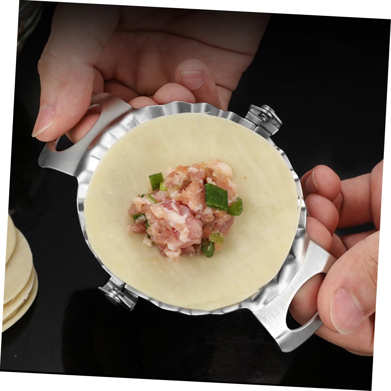 Unomor Professional Dumpling Making Tool Easy to Use Clean Ravioli for Home Kitchen