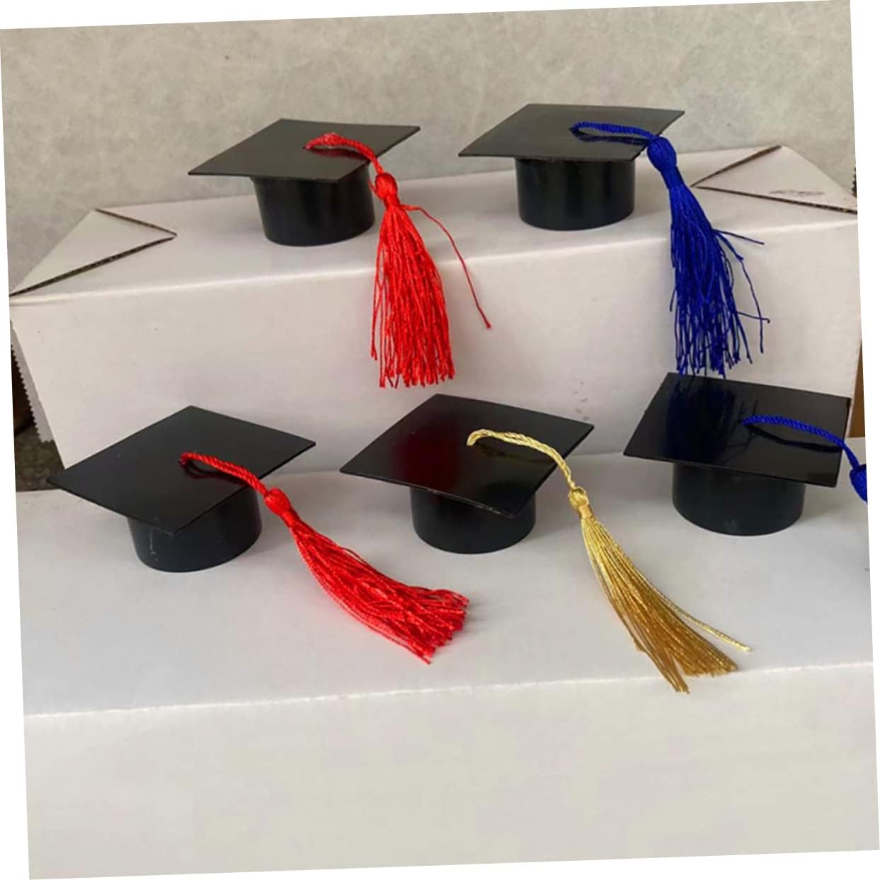 Luxshiny 36pcs Graduation Cap Shaped Candy Boxes for Guests Packaging for Graduation Celebrations Party Favors for Events