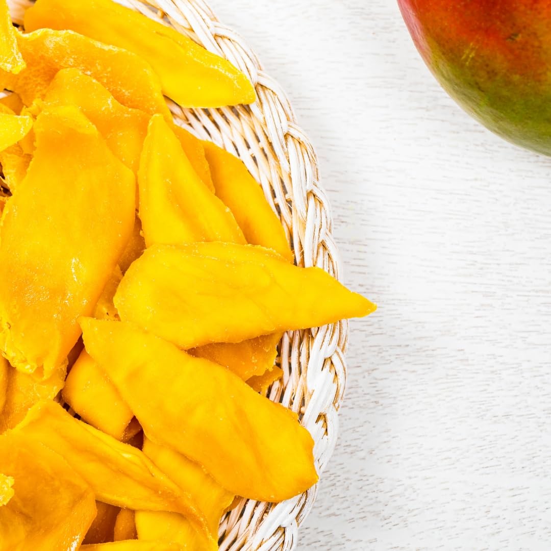 King's Selection x Kirkland Signature Organic Dried Mango - 2.5Pounds (in King's Selection Family Bundle Bulk Packaging) - Healthy Snack | High Fiber | Naturally Sweet | No Added Sugar | Fat free | Superfood | Vegan-Friendly