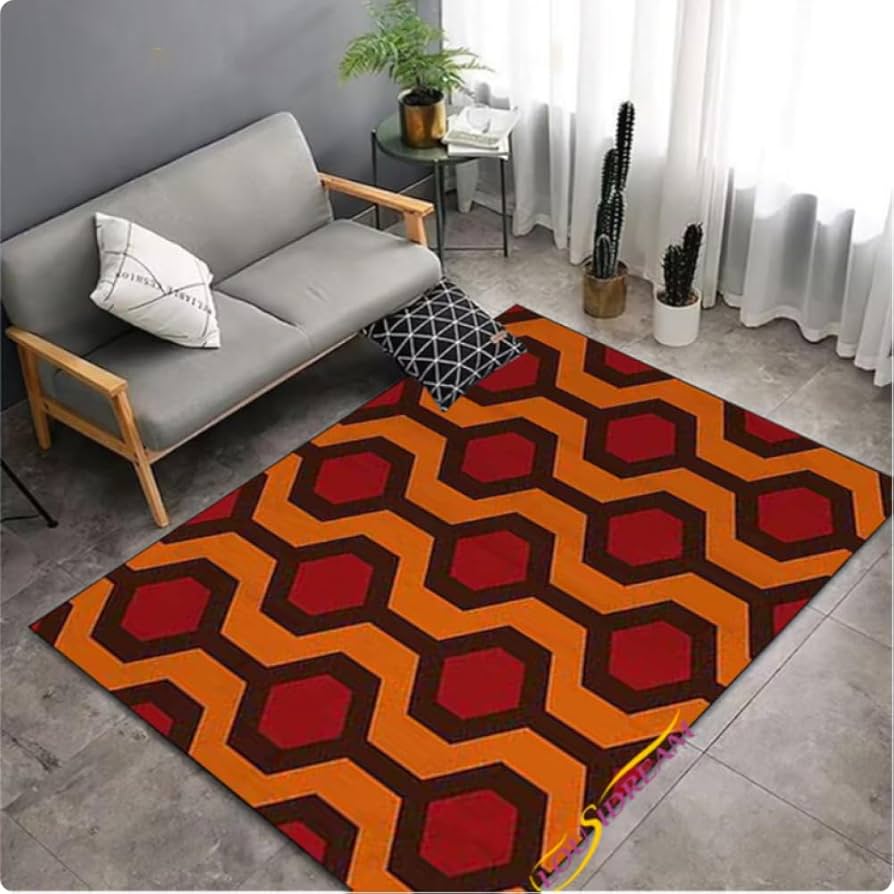 シャイニング　オーバールックホテルの絨毯柄　カーペット Amazon｜シャイニングオーバールックホテルカーペットエリア