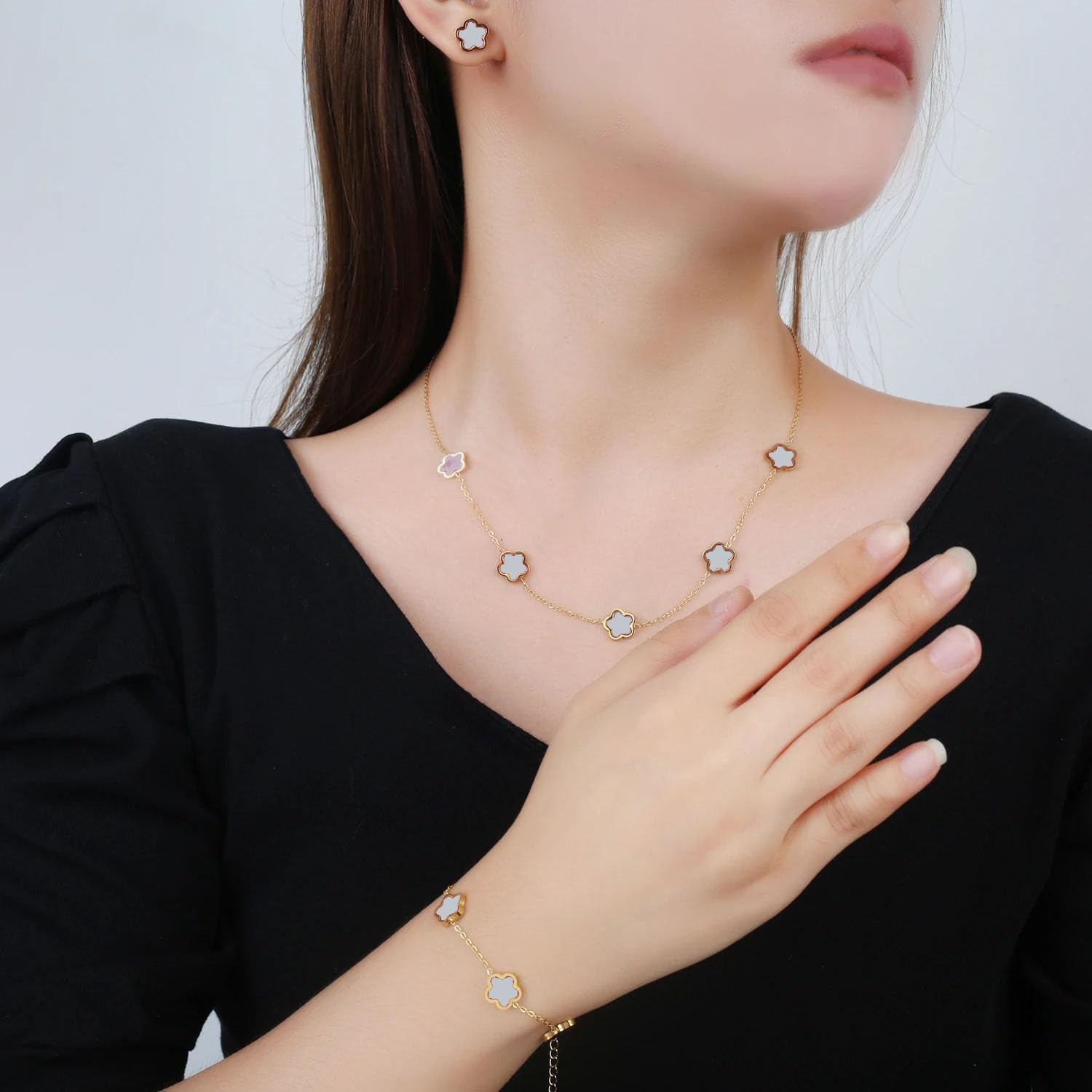 18K Gold Plated Four Leaf Clover Necklace For Women Four Leaf Clover Necklace Flower Lucky Pendant Dainty Jewelry - Image 4