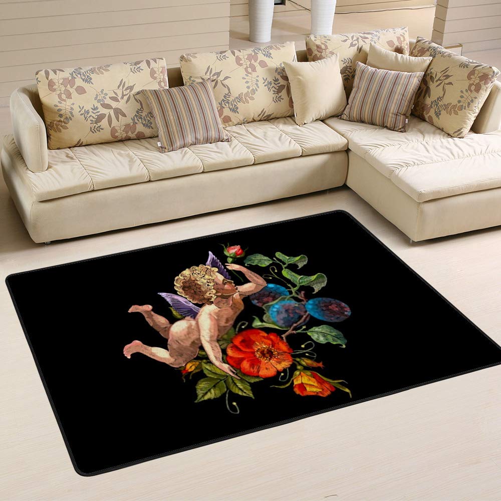 Polaire anti-boulochage et microfibre corail pour ce grand tapis de salon