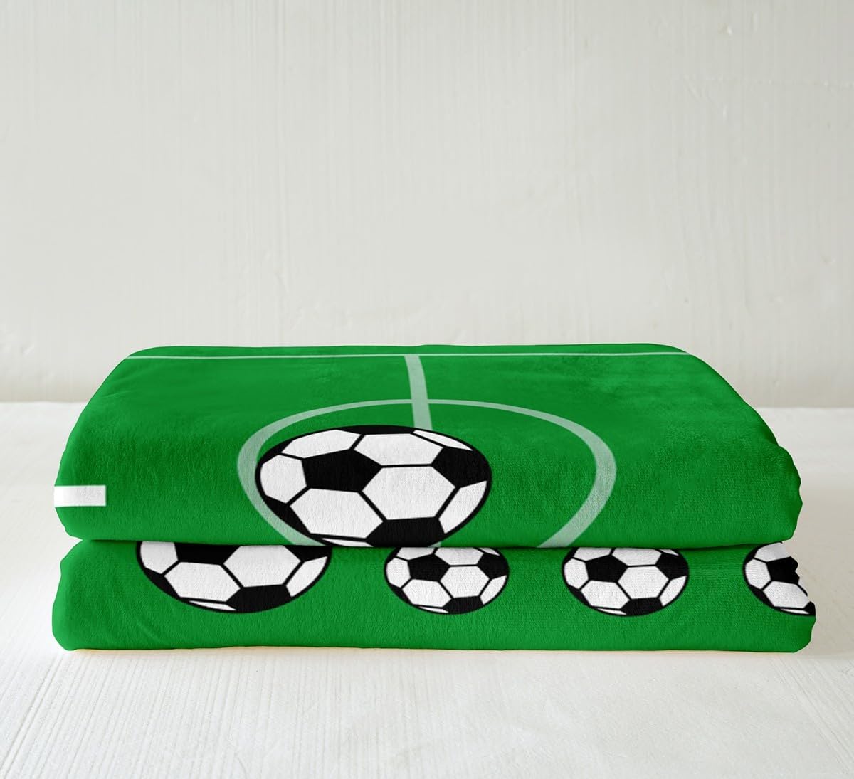 Football Fleece Throw Blanket Green Plush Blanket for Teens Ball Games Sherpa Blanket Football Field Blanket for Sofa Bed Couch Room Decor Soccer Fuzzy Blanket for Sofa Bed Couch,Queen 90x90 Inches