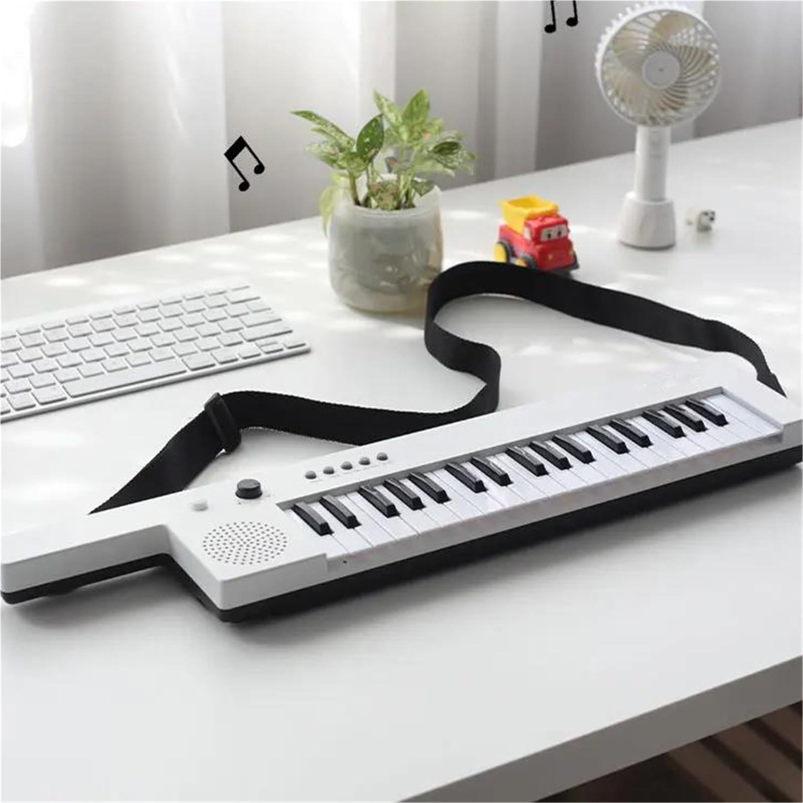 Gitara Elektroniczna Z 37 Klawiszami Akumulatorowa Mini Klawiatura Z Mikrofonem I Paskiem Na Ramię(White)