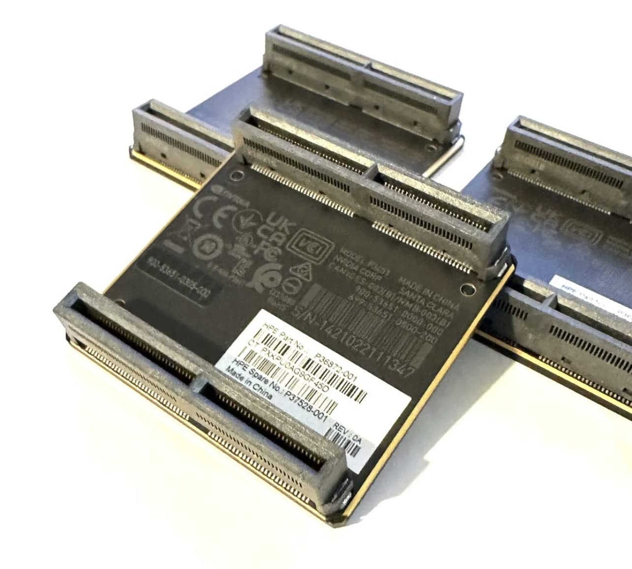 グラフィックボード・グラボ・ビデオカード NVIDIA NVLINK BRIDGE 2-SLOT NVIDIA NVLink Bridge 2-Slot Ampere generation 900-53651-2500