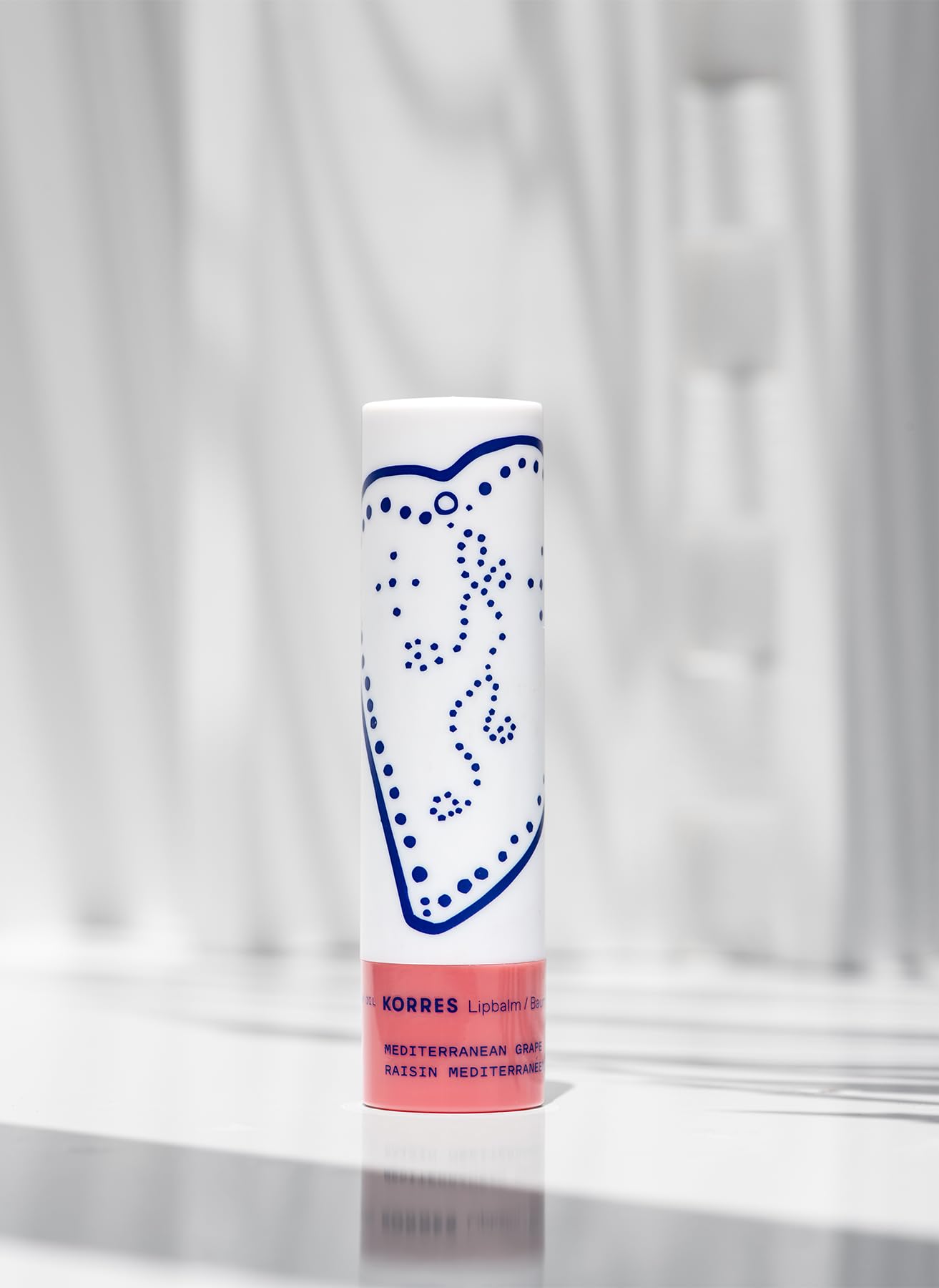 KORRES Pielęgnujący balsam do ust z masłem Cocoa, dodatkowa pielęgnacja suchych ust, pielęgnacja ust z masłem shea, bezbarwny i wegański, 4,5 g