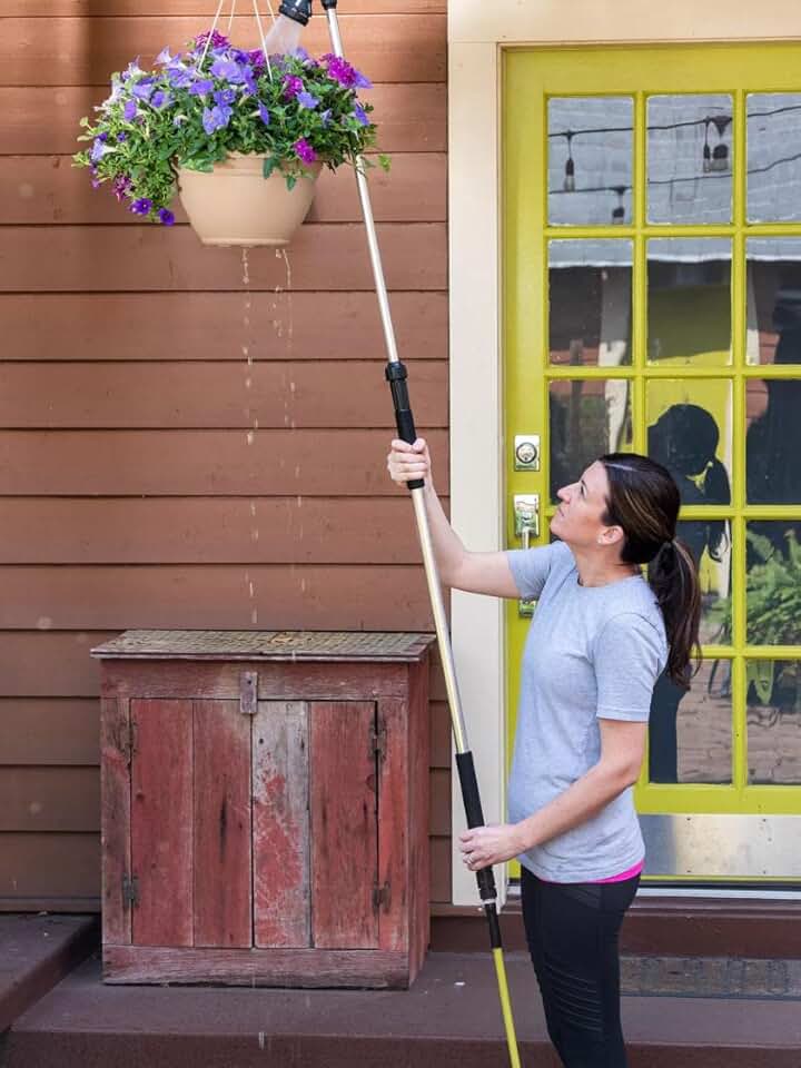 Gardener's Supply Company 8-Pattern Telescoping Watering Wand | Extends to 6 Feet Long For Difficult To Reach Garden Watering Solutions