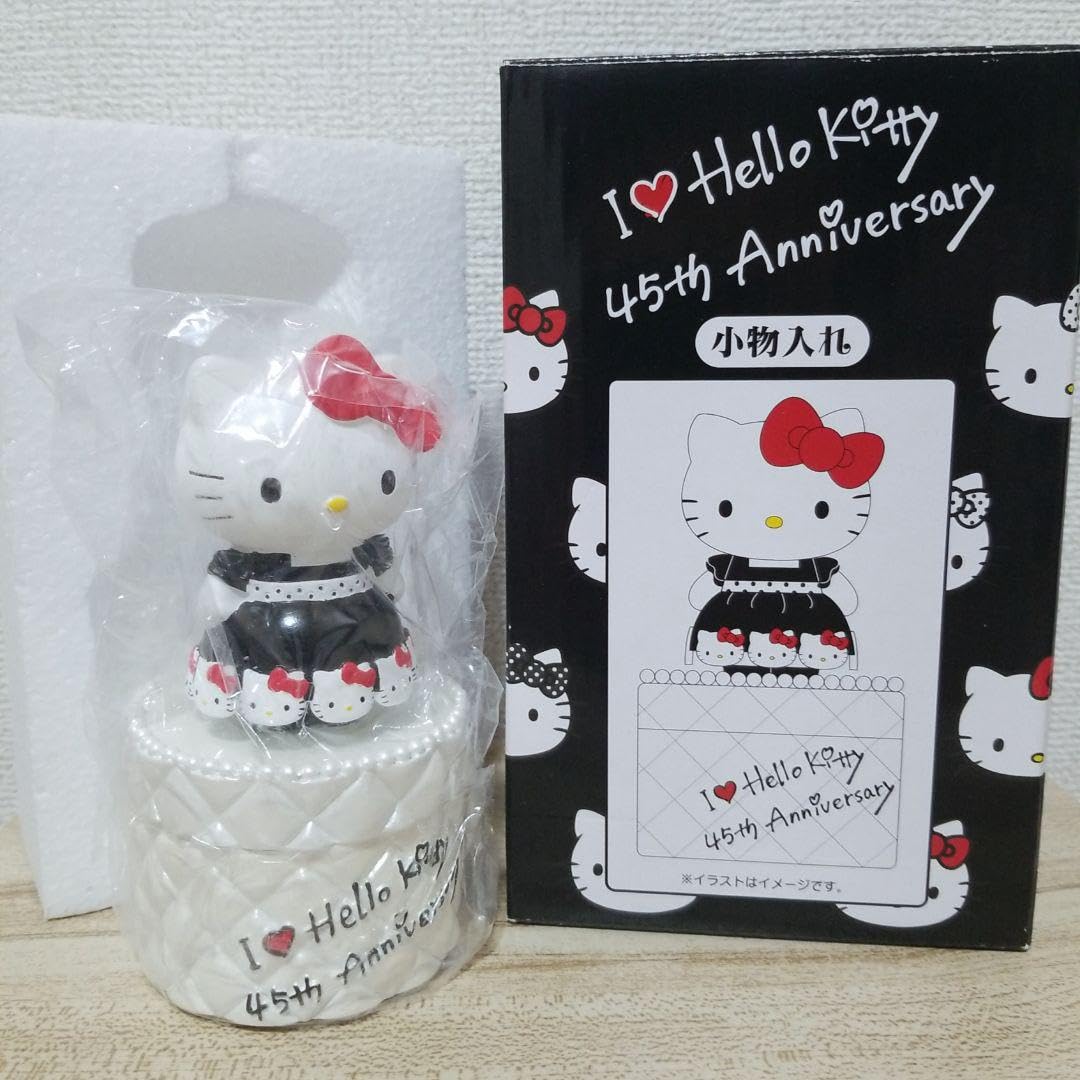 Amazon.co.jp: ハローキティ 45周年 小物入れ 陶器 : ホーム＆キッチン