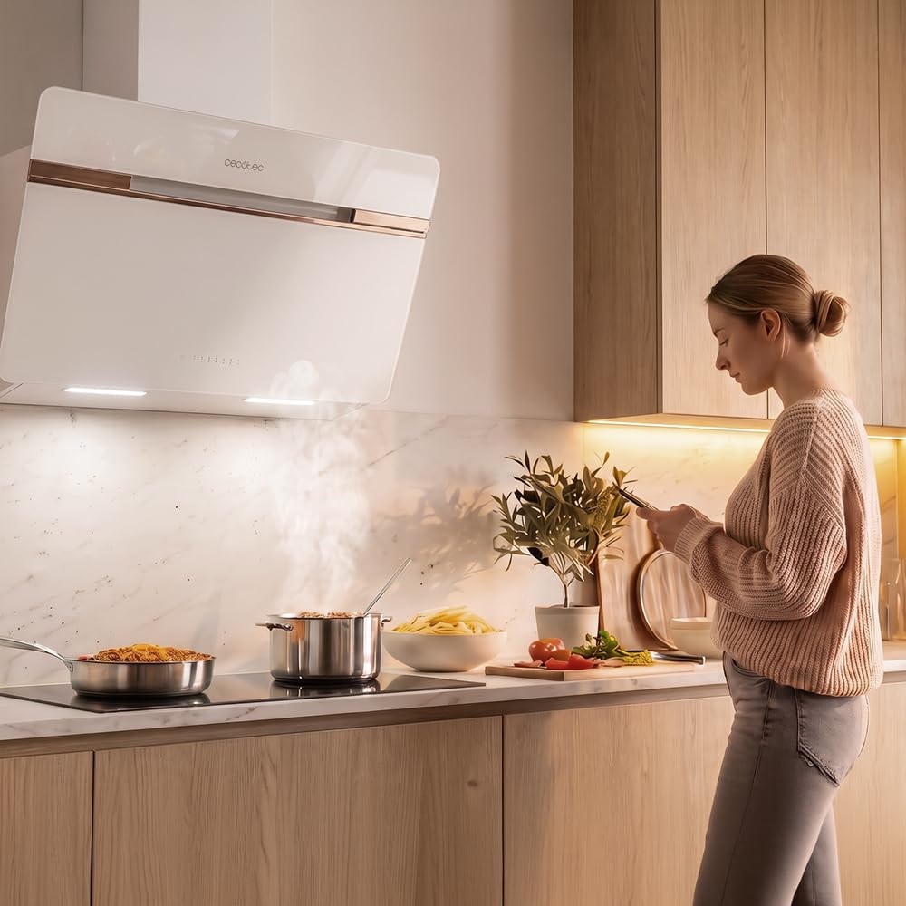 Cecotec Okap dekoracyjny 60 cm Bolero Flux DT 607500 Matt White A+++. Matowe i błyszczące szkło z miedzianymi detalami, ssanie 717,2 m³/h, funkcja wzmacniacza, filtry aluminiowe, klasa A+++