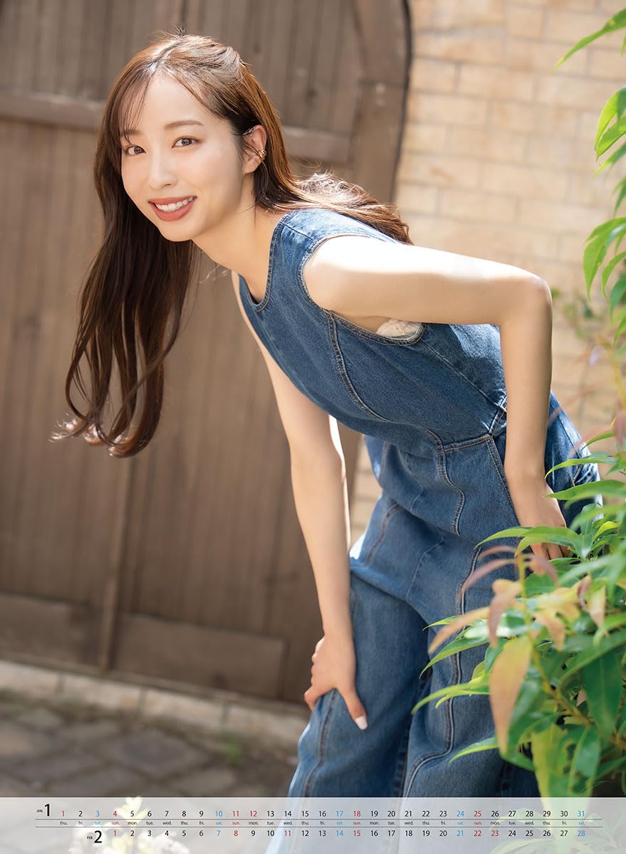 Amazon | トライエックス 林佑香 2026年カレンダー B2サイズ CL-190