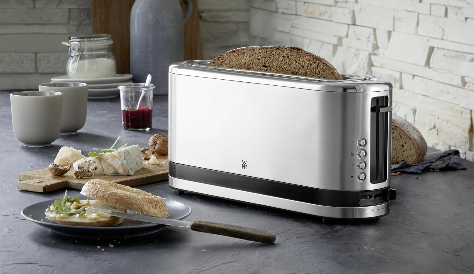 WMF KITCHENMINIS Grille Pain, 1 Fente Extra Longue, 7 Niveaux de Brunissage, Réchauffe Viennoiserie, 4 Fonctions, Inox Cromargan Haute Qualité, 900W, 0414120011