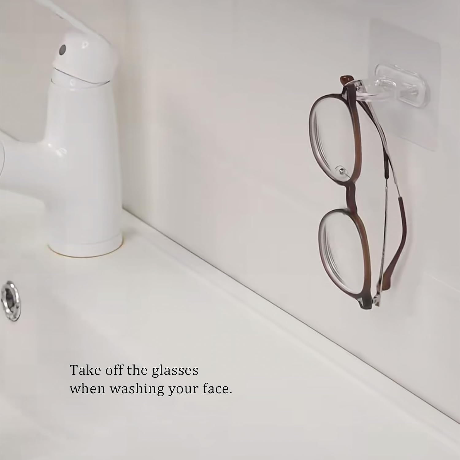 20pcs Sunglass Organizer Wall Single Adhesive Glasses Holder Clear Acrylic Sunglasses Display Multi-Functional Circular Ring Adhesive Hook for Office Home