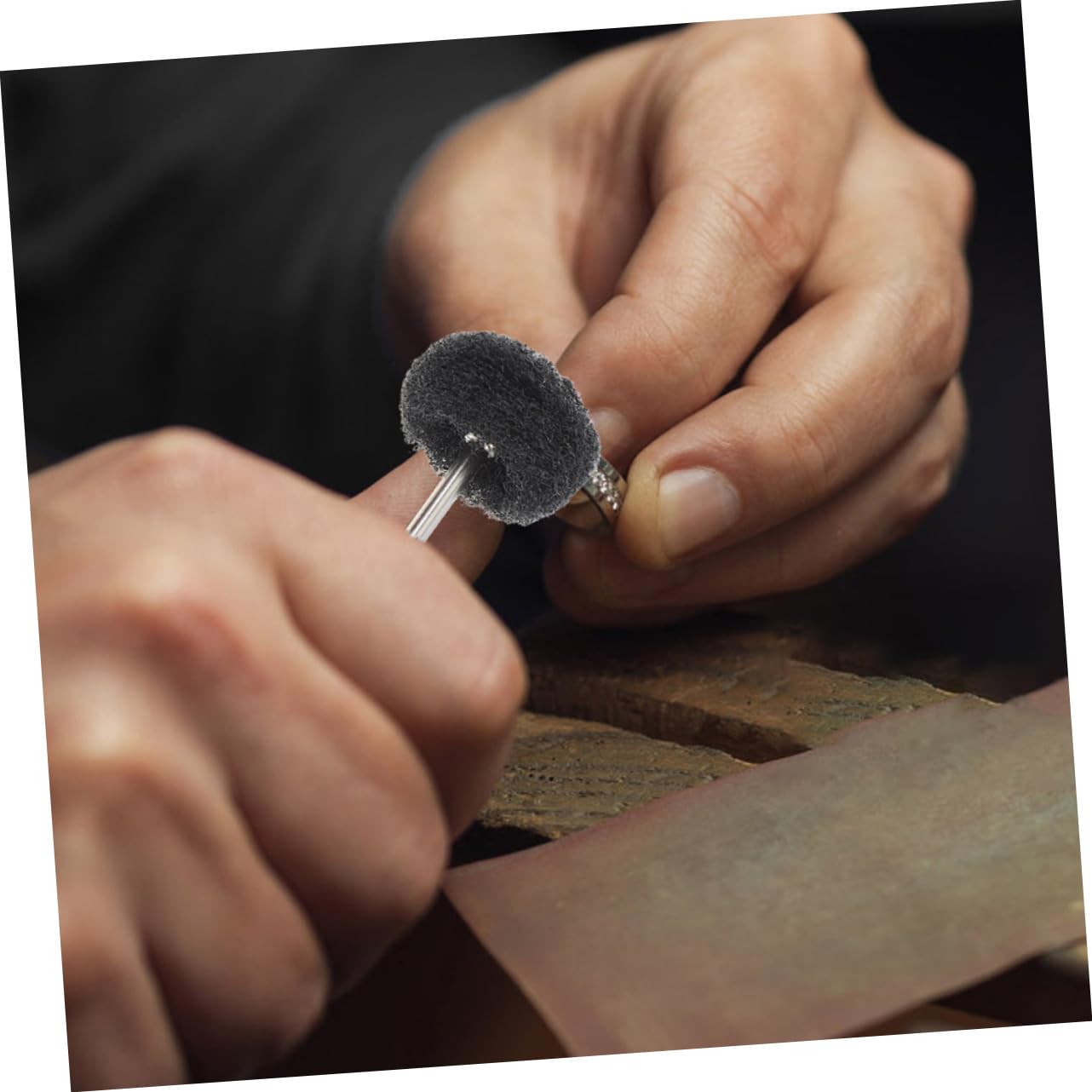 Mobestech 100pcs Drill Polisher Scuff Pad Polishing Wheel Attachments for Efficient Buffing and Sanding Brush Design Handle for Enthusiasts and Professionals