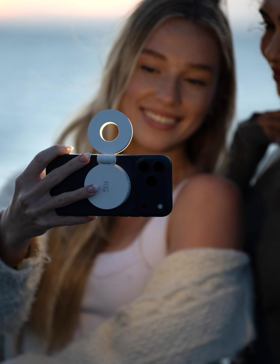 KraftGeek Magnetische Selfie Licht Kompatibel mit Magsafe, Tragbares LED Handy Licht für iPhone/Android, Wiederaufladbares Ringlicht Handy für Selfie/Vlog/Fotografie/Reisen, Weiß
