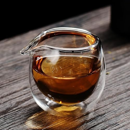 二重ガラス 茶海 ダブルウォール 耐熱ガラス グラス 2層式茶器 茶具 茶 シンプル 透明 洗いやすい おしゃれ お茶 ウイスキー ショット贈り物 ギフト 記念日 父の日 オフィス (150ml)