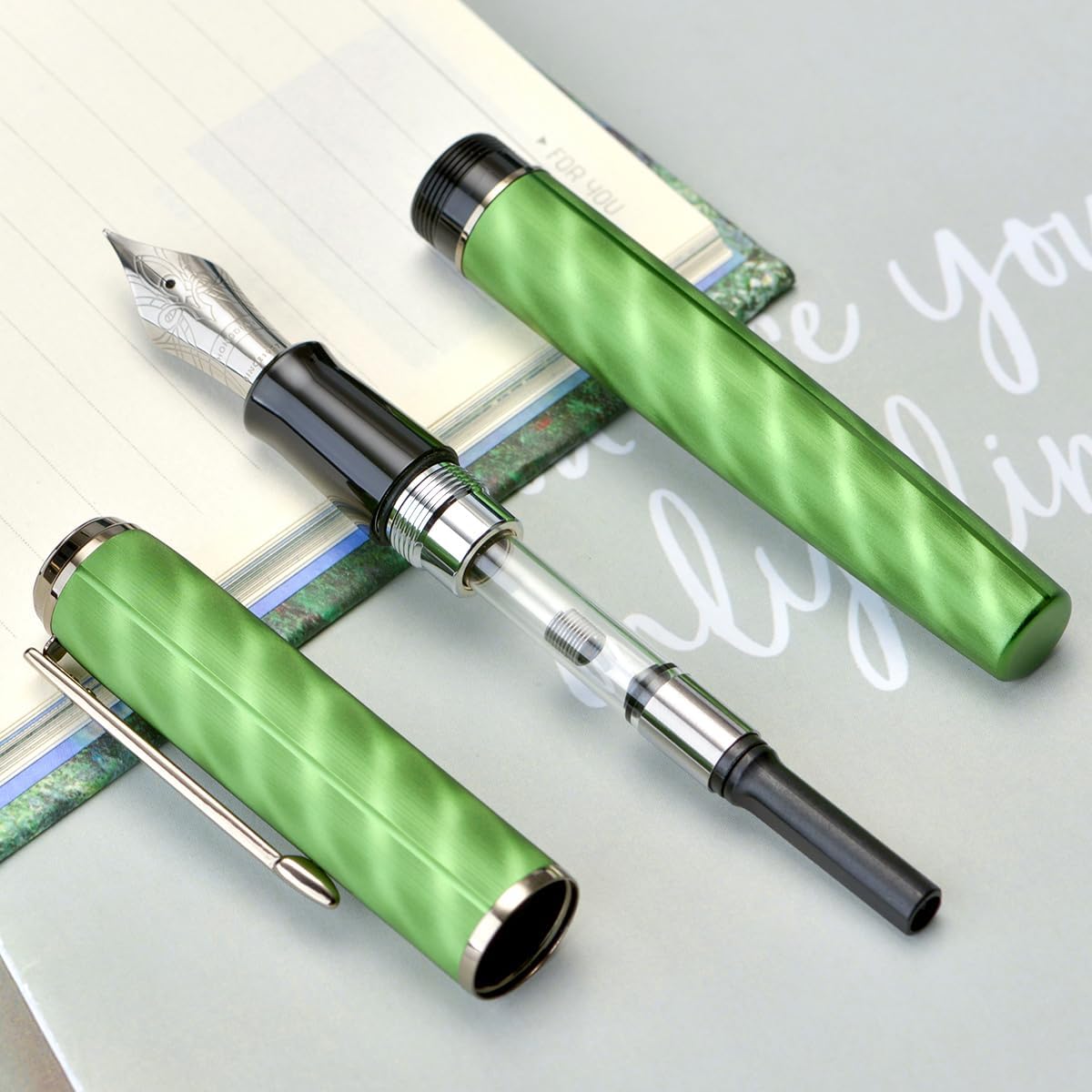 Hongdian A9 Fountain Pen Large No.8 Extra Fine Point Ebonite Feed, Green Moire Pattern Unique Design with Refillable Converter and Metal Case