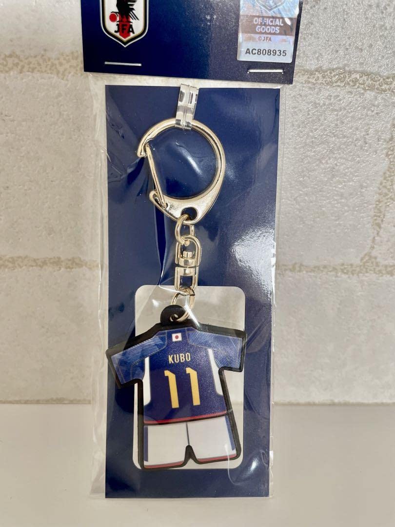 Amazon.co.jp: 久保建英 キーホルダー 日本代表 サッカー アクリル