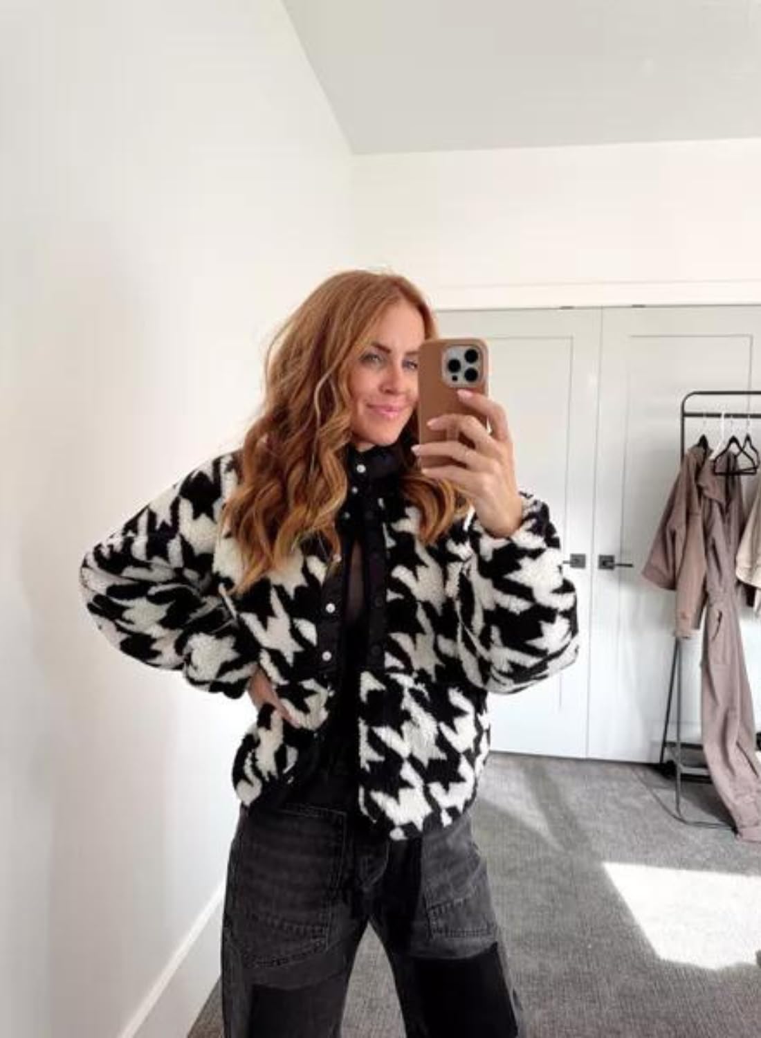 Printed Sherpa Jacket for Women Long Sleeve Button Down Fuzzy Fleece Coat Y2K Outerwear with Pockets - Image 5