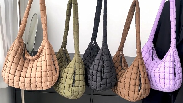 Bolsa Puffer Tote para Mujer con Diseño de Nube y Textura Acolchada miniatura 7