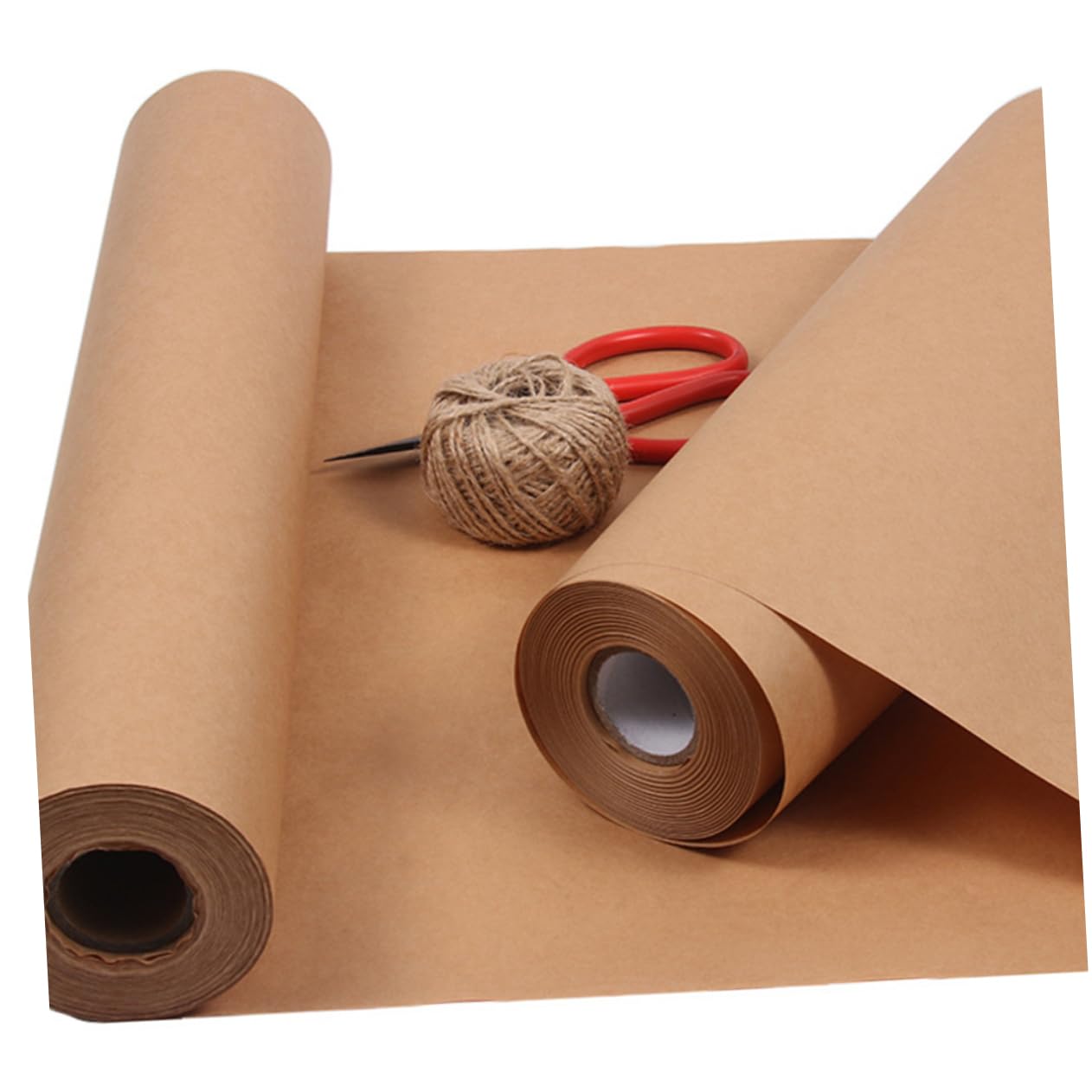 Braunes Kraftpapier als Geschenkpapier für Handarbeit und Verpackung