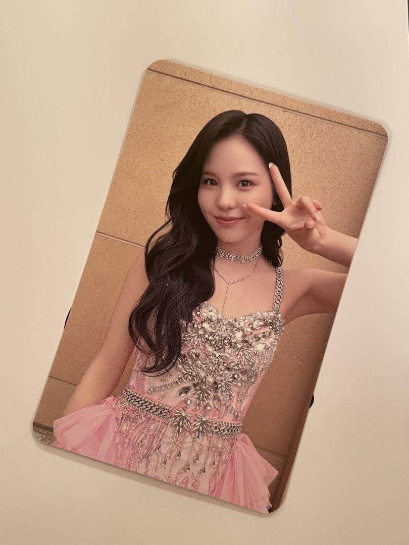 NiziU COCONUT 会場 トレカ niziu COCONUT 会場限定トレカ - メルカリ