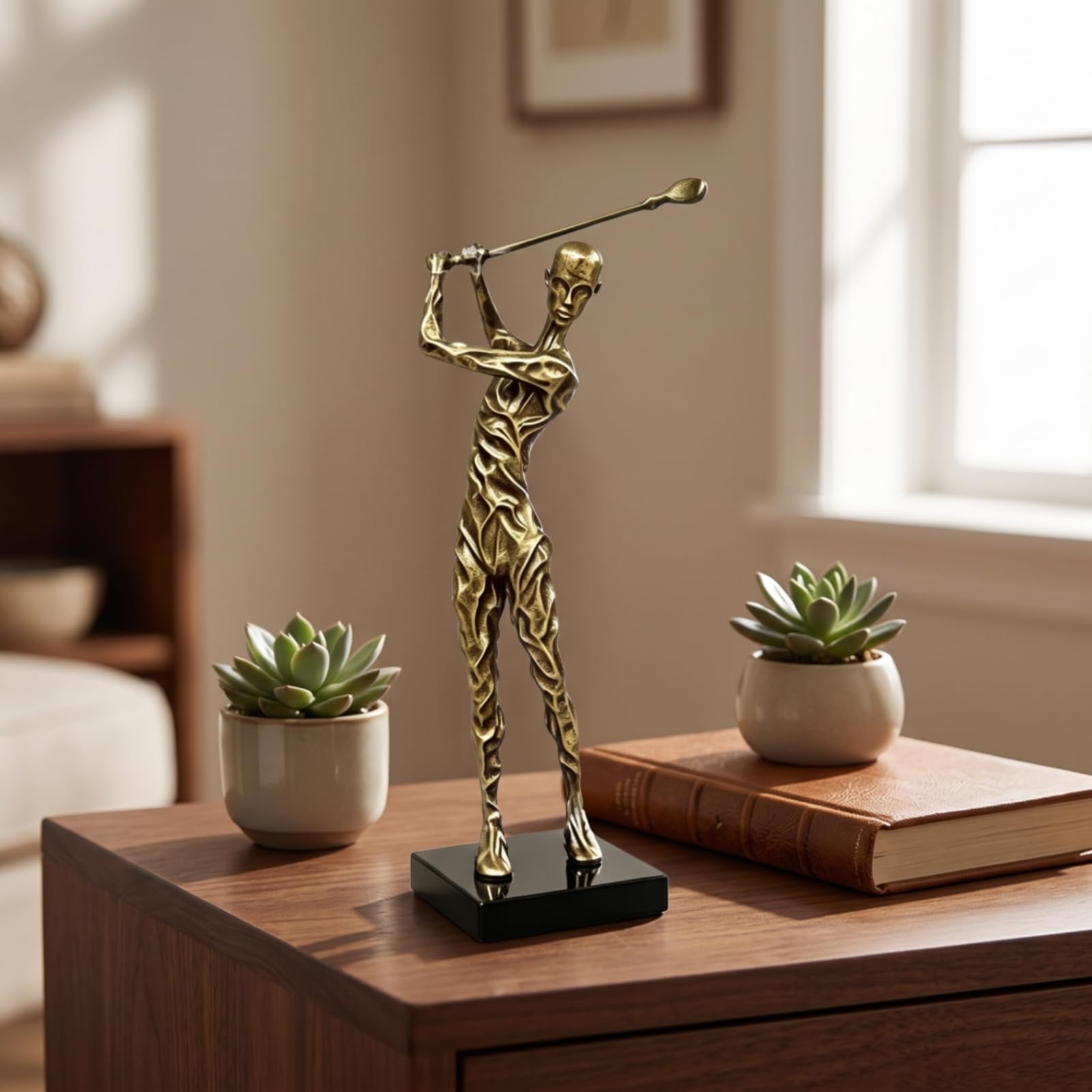 Golf Figur Skulptur Trophäe Dynamische Golfer Darstellung mit Polierter Oberfläche auf Ebonisiertem Sockel aus Legierung, Gold Gesprüht, Modern Minimalistisch