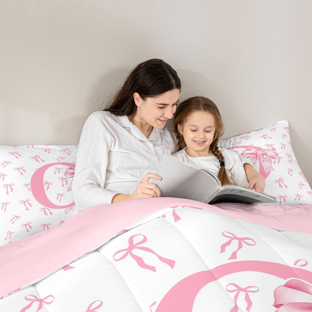 Erosebridal Cute Princess Bedding Set Pink Monogram Bowknot Queen Comforter Set Modern Simple Bow Knot Bedding Comforter Sets Alphabet Letter O Quilt Duvet for Kids Girls