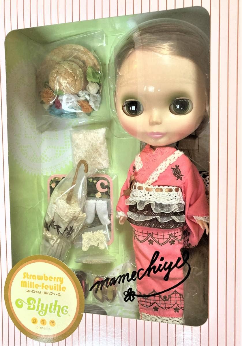 新品・未使用！CWC限定　Blythe　ネオブライス　ストロベリーミルフィーユ♪ 1077001987981674_01_9479w.jpeg