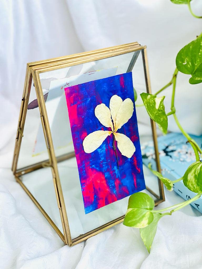 ARTINCO Art India Collections Table 4x6 Brass Glass Photo Frame for Dried Flowers, Pressed Flowers, Poster, Double Glass, Floating Frame for Gifting 4x6 inches Table Frame