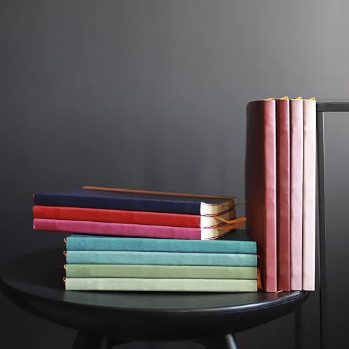 Miniatura 7 de RHODIA 117374C - Cuaderno Sage Soft - A5 - Forrado - 160 páginas - Papel Clairefontaine marfil de 3.17 ozm - Marcador, cierre elástico, funda de