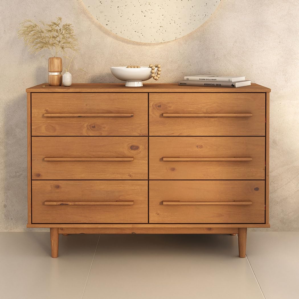 IDIMEX Commode TECCA L 111 cm avec 6 Tiroirs en Bois Massif Coloris Chêne, Meuble de Rangement pour Vêtements Design Scandinave Naturel, Tiroirs Spacieux, Poignées Noires Style Moderne Robuste