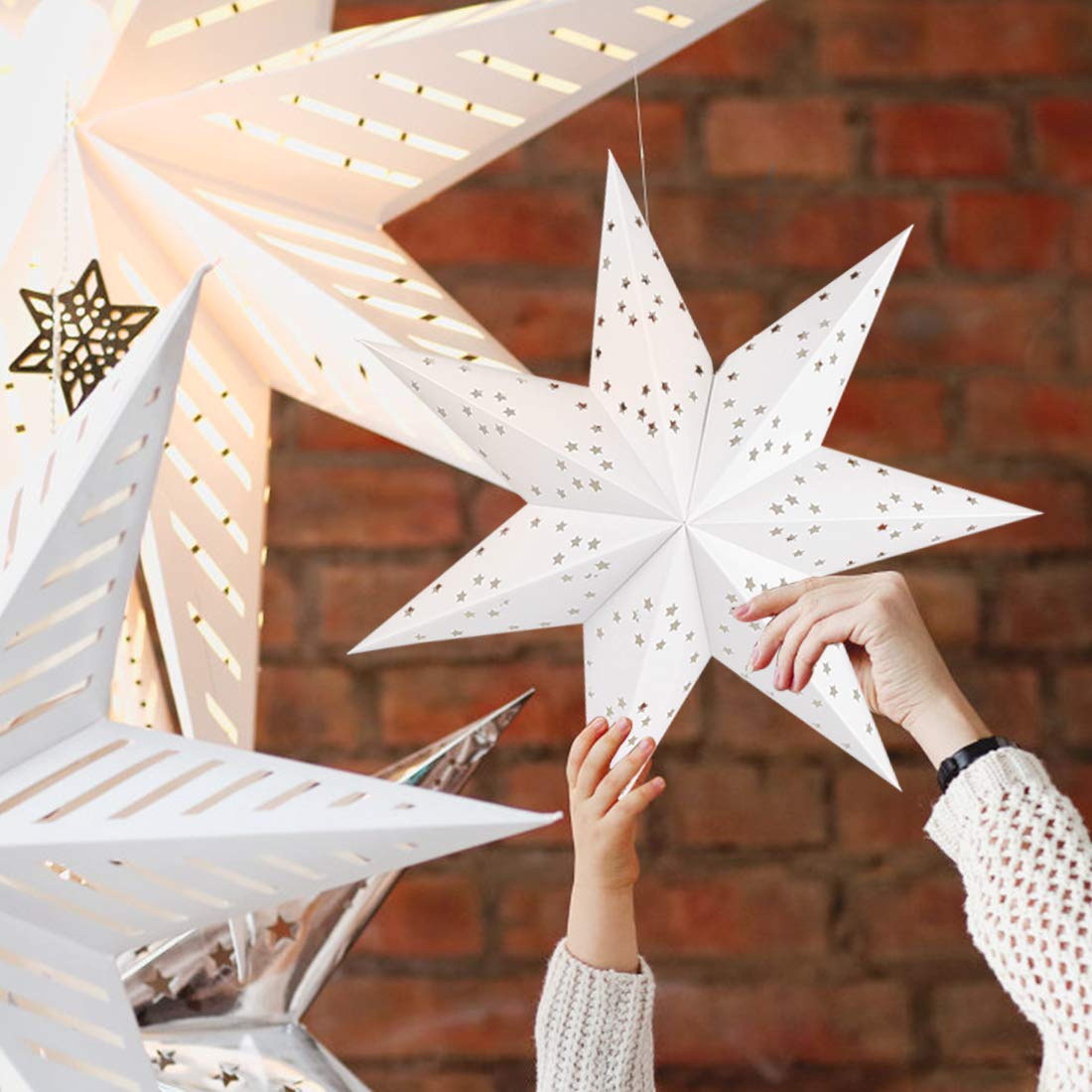 Wishstar Linternas Papel Estrella Navidad, Estrella Diámetro 45 cm Plegables Ahuecan Colgantes Linternas para Decorativas de Fiesta de Navidad Habitaciones, Cumpleaños y Bodas (Blanco 1pcs)