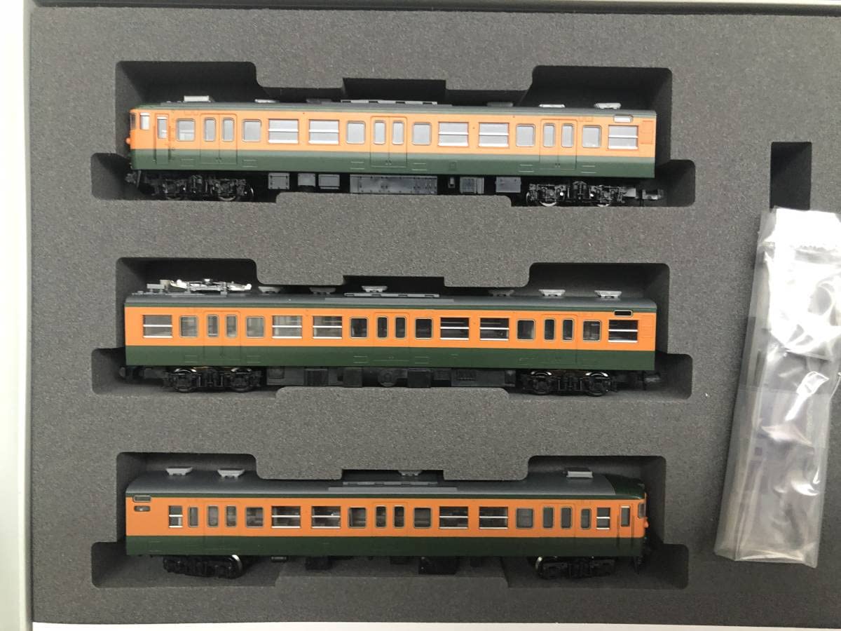 TOMIX 98401 115系1000番台近郊電車(湘南色・冷房準備車)セット 国鉄 115-1000系近郊電車(湘南色・冷房準備車)セット｜製品情報